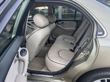 Rover 75